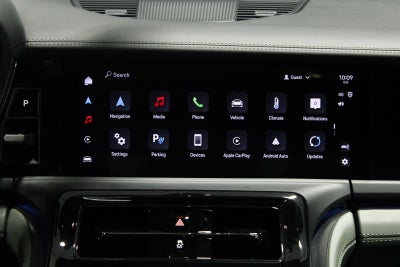 2025 Porsche Panamera 4