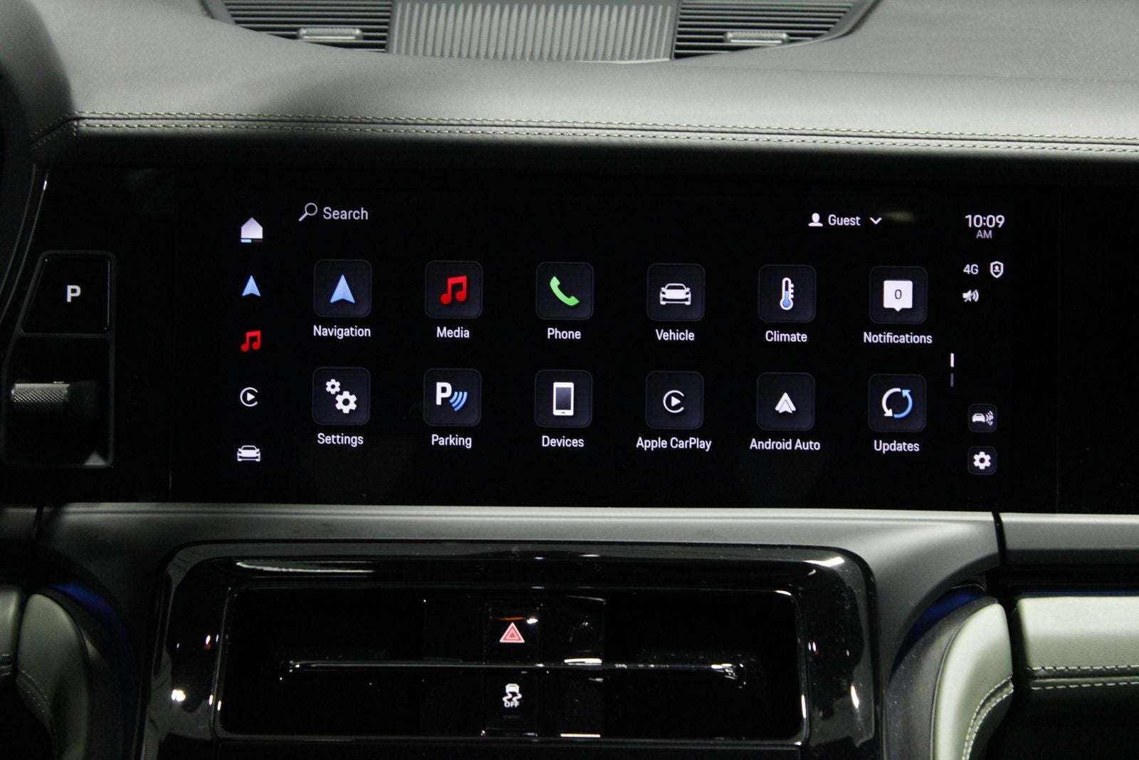 2025 Porsche Panamera 4