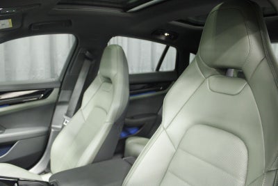 2025 Porsche Panamera 4