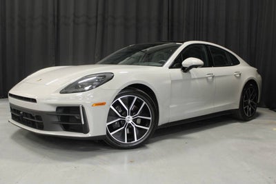 2025 Porsche Panamera 4