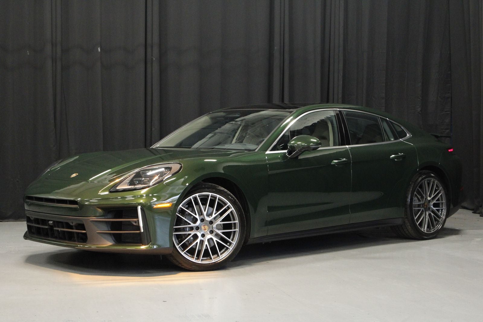 2026 Porsche Panamera Panamera 4