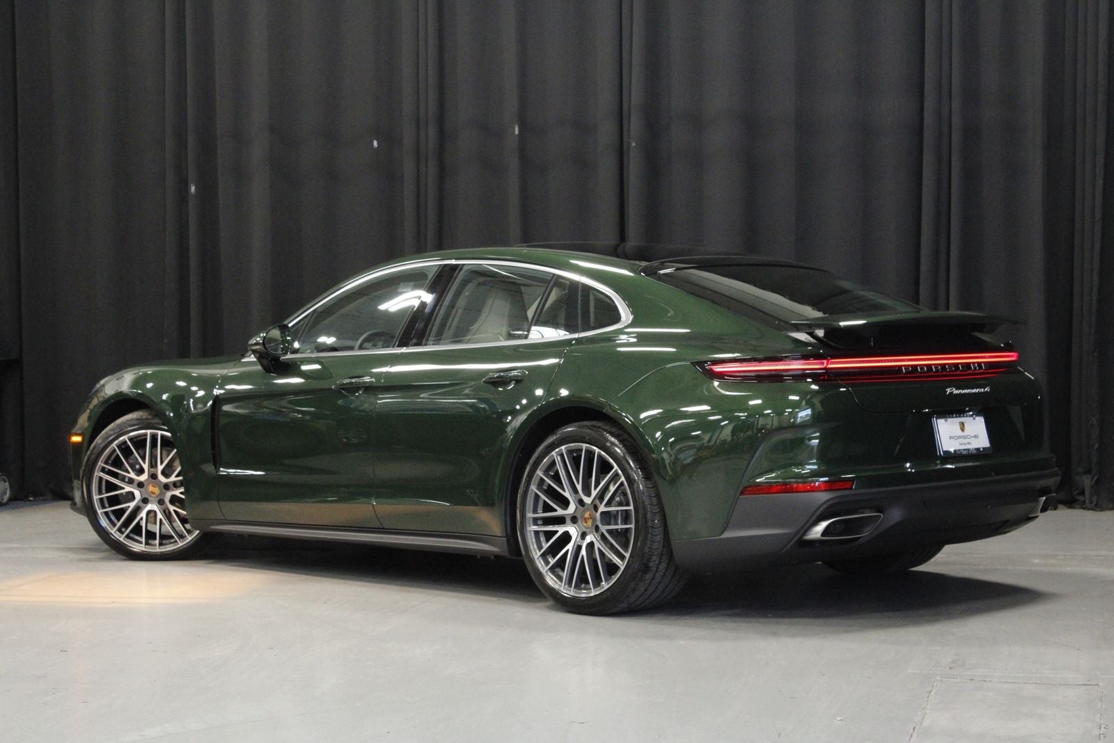 2026 Porsche Panamera Panamera 4