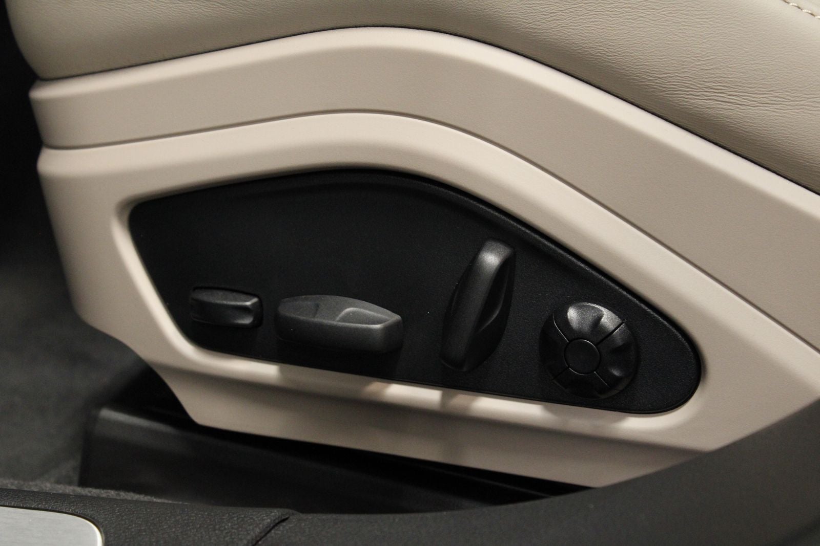 2026 Porsche Panamera Panamera 4