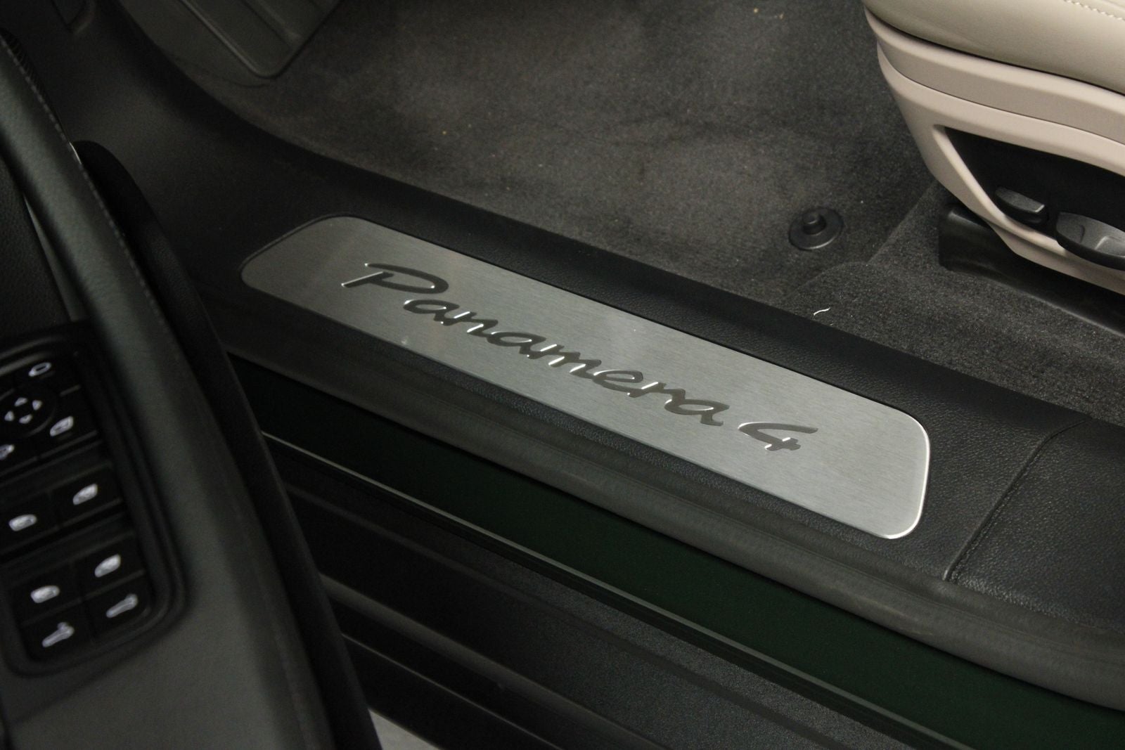 2026 Porsche Panamera Panamera 4