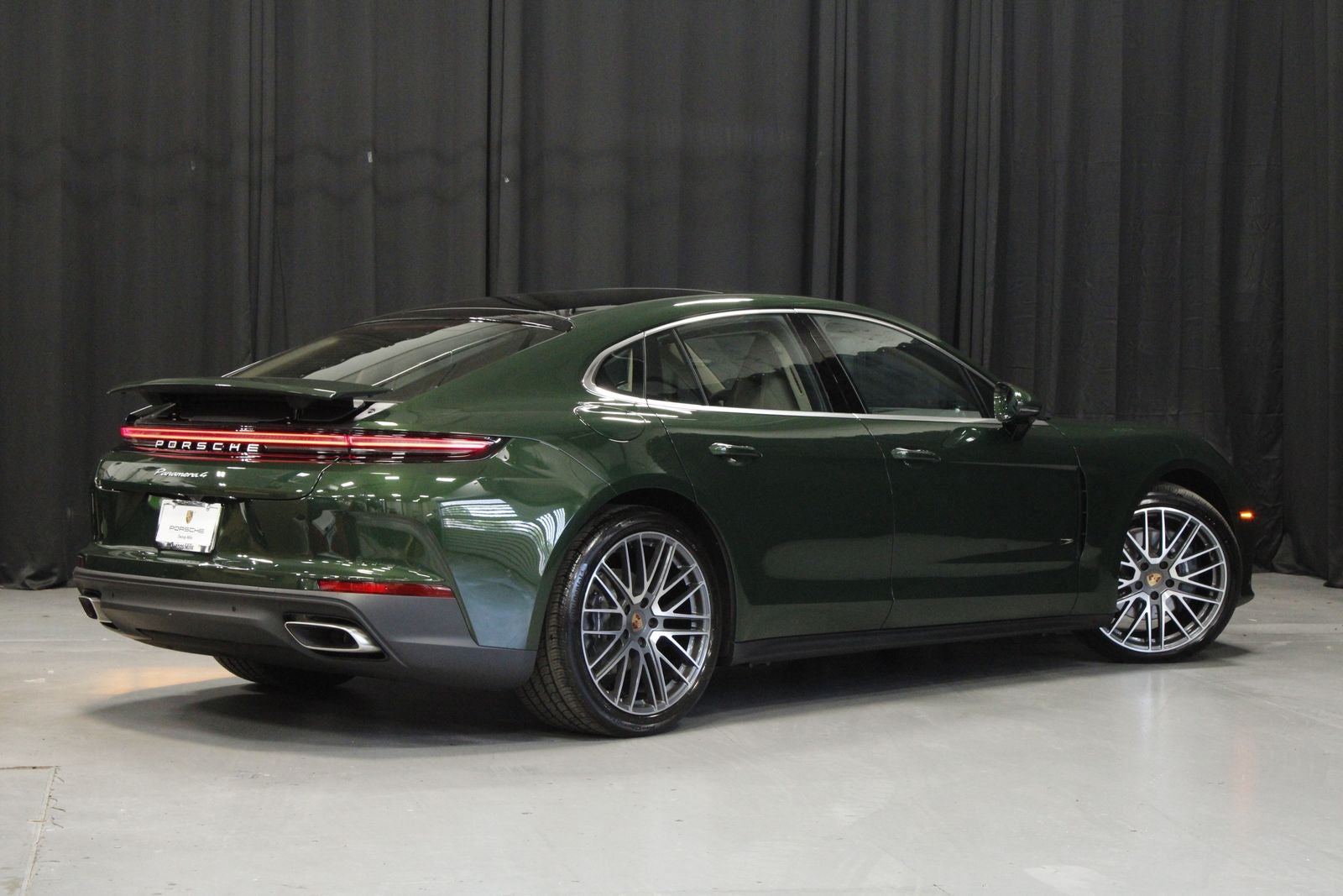 2026 Porsche Panamera Panamera 4