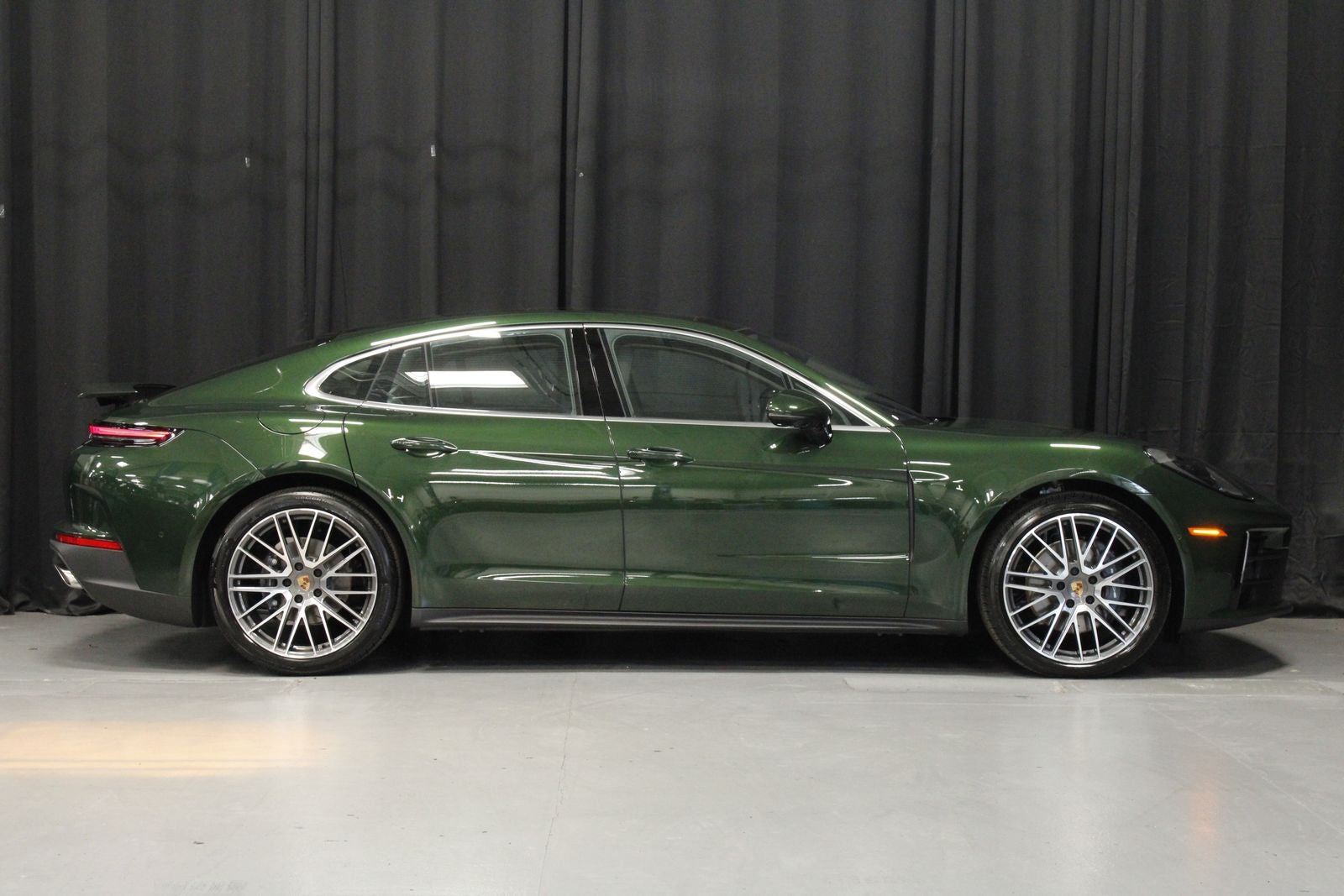 2026 Porsche Panamera Panamera 4