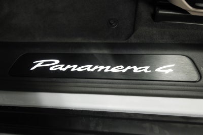 2025 Porsche Panamera 4