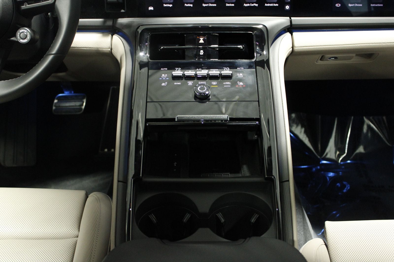 2025 Porsche Panamera 4