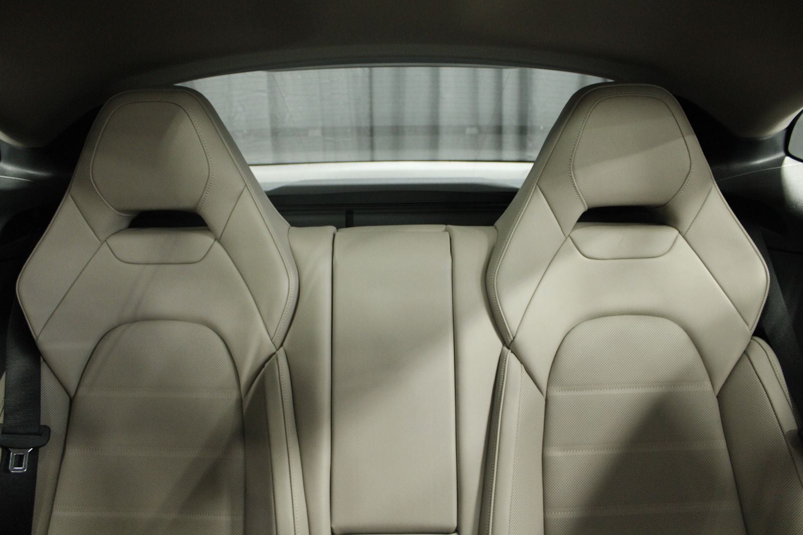 2025 Porsche Panamera 4