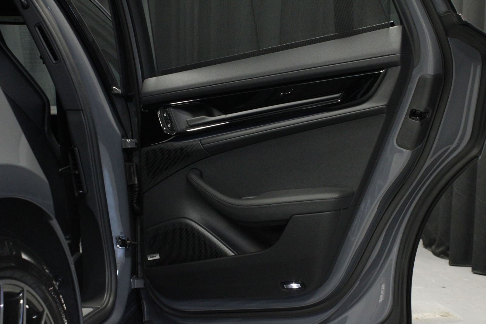2026 Porsche Panamera 4