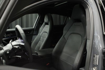 2026 Porsche Panamera 4