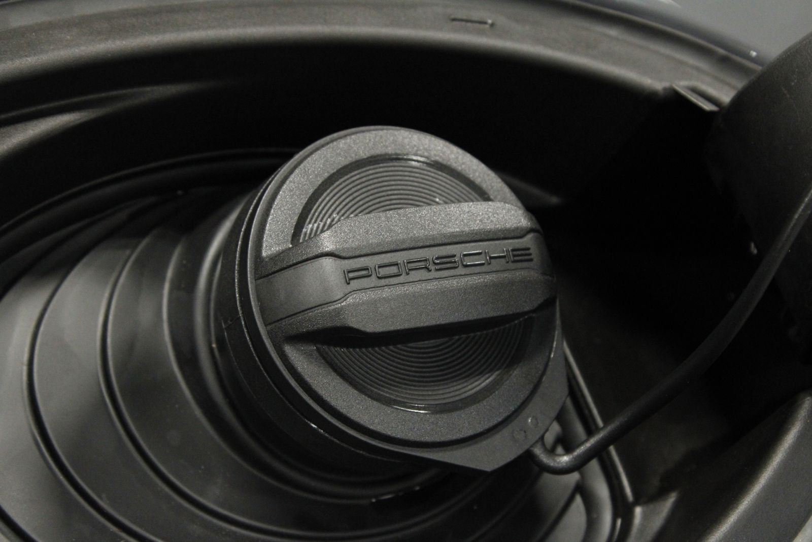 2026 Porsche Panamera 4