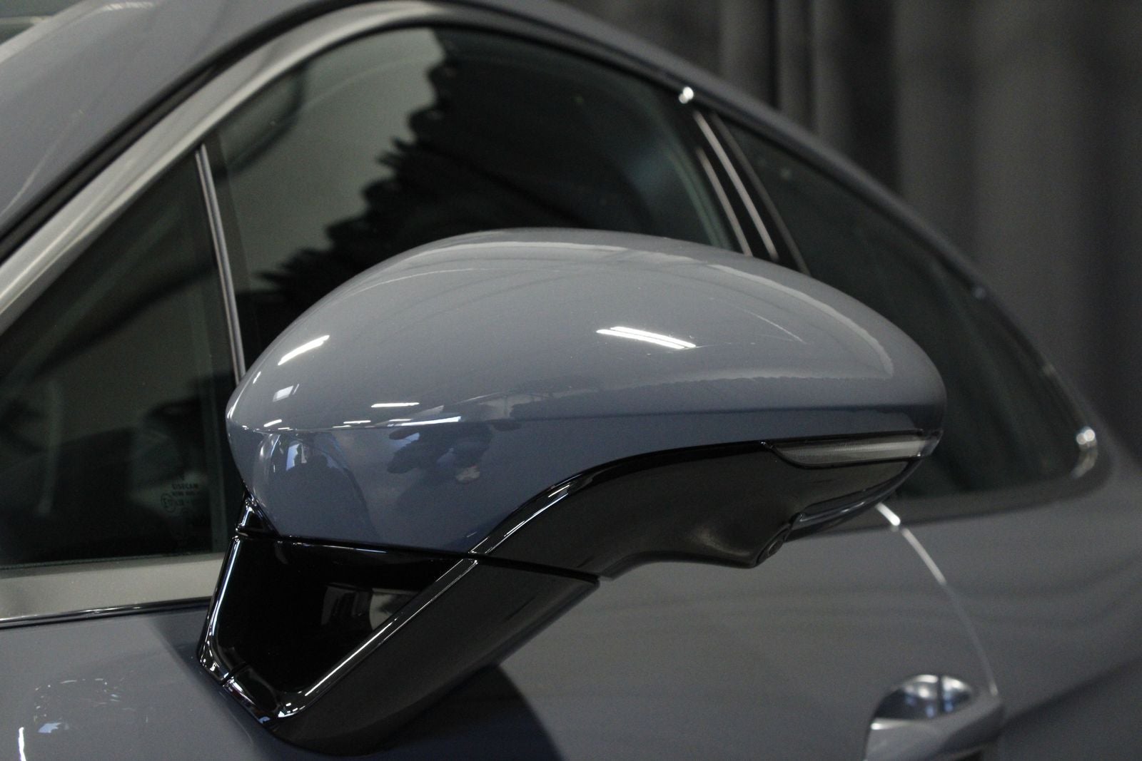 2026 Porsche Panamera 4