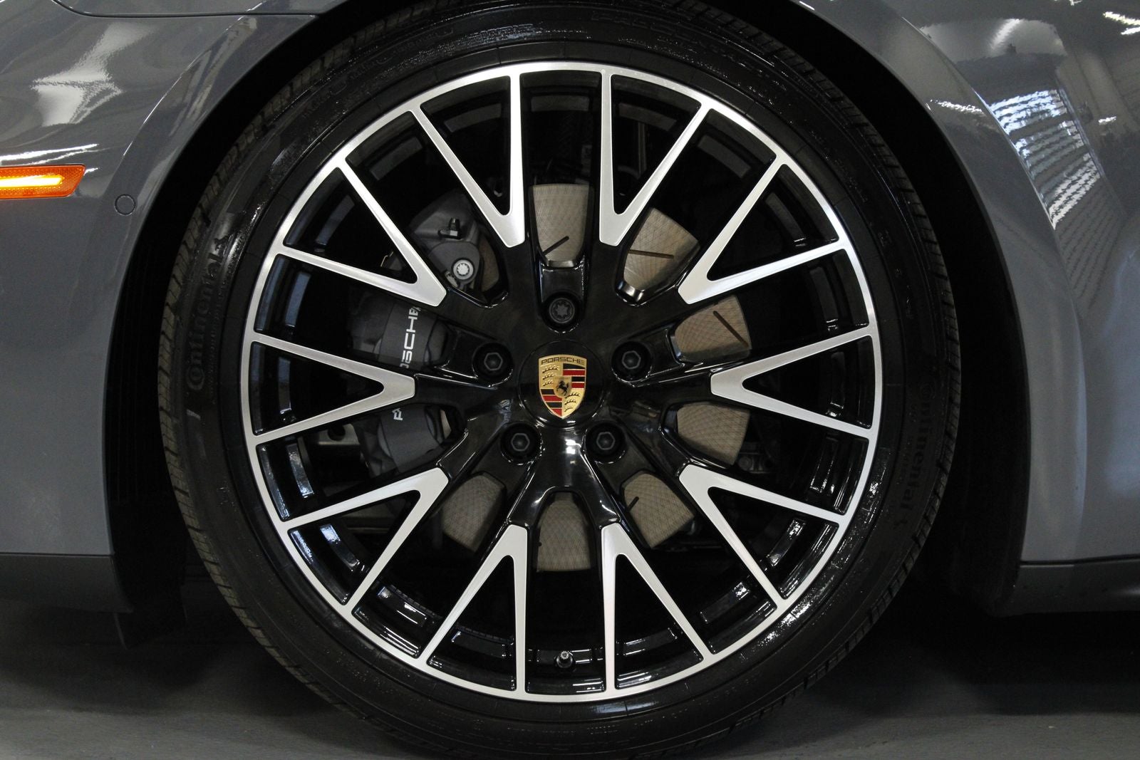 2026 Porsche Panamera 4