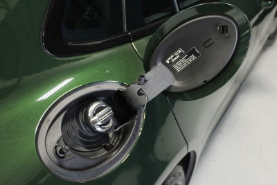 2025 Porsche Panamera 4