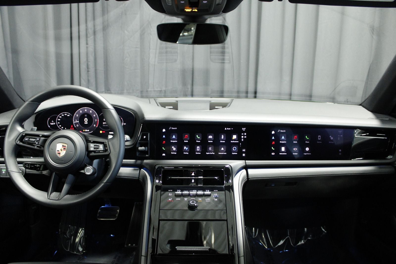 2025 Porsche Panamera 4