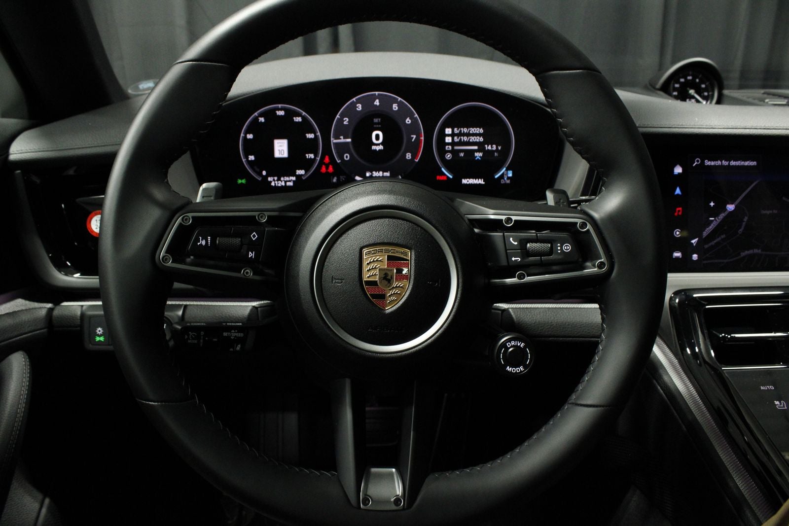 2025 Porsche Panamera 4