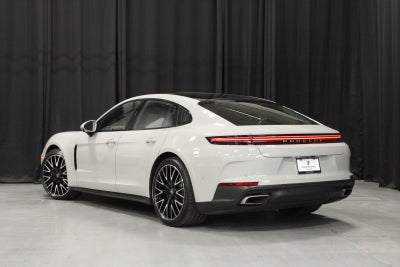 2025 Porsche Panamera 4