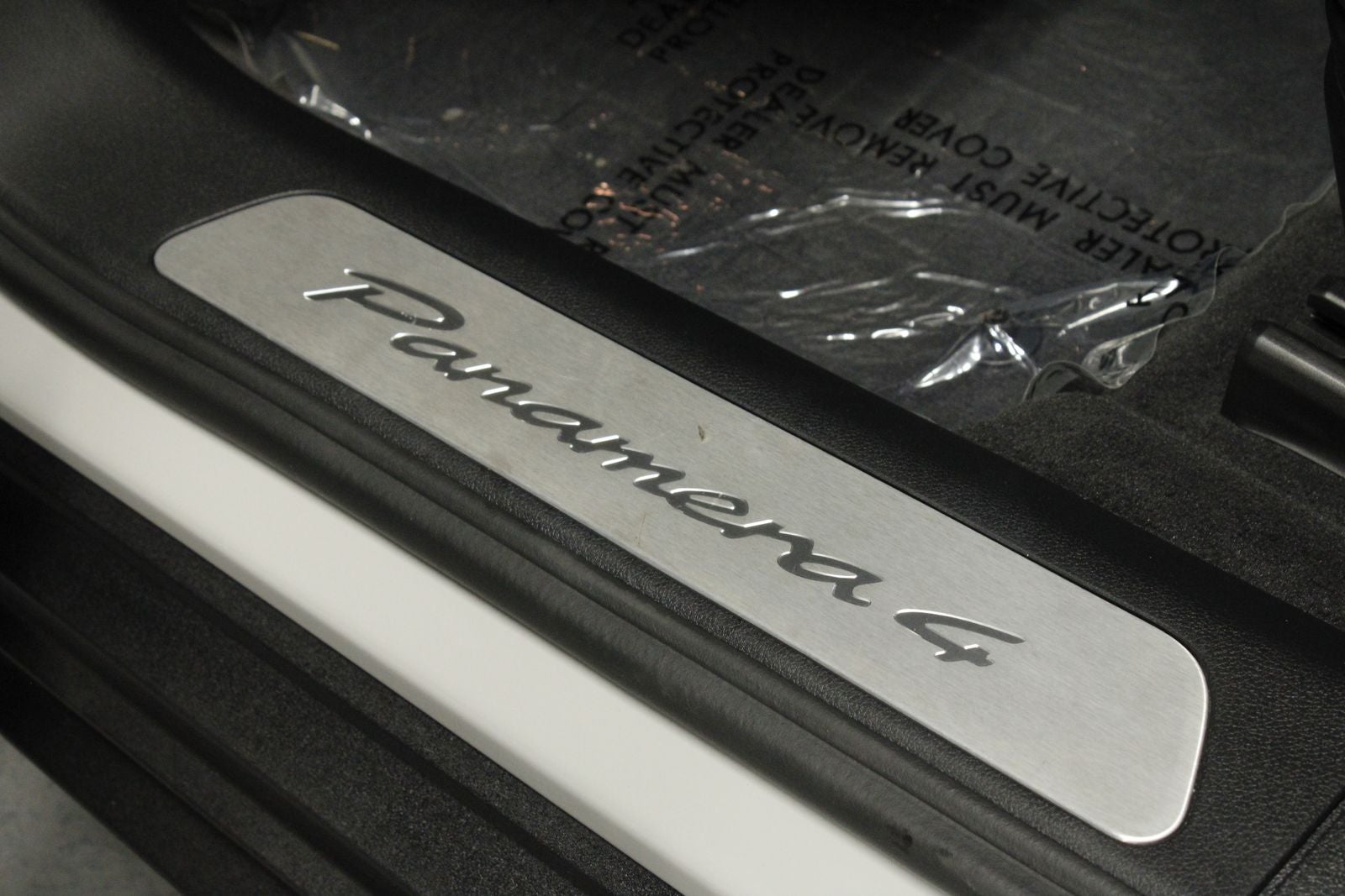 2025 Porsche Panamera 4