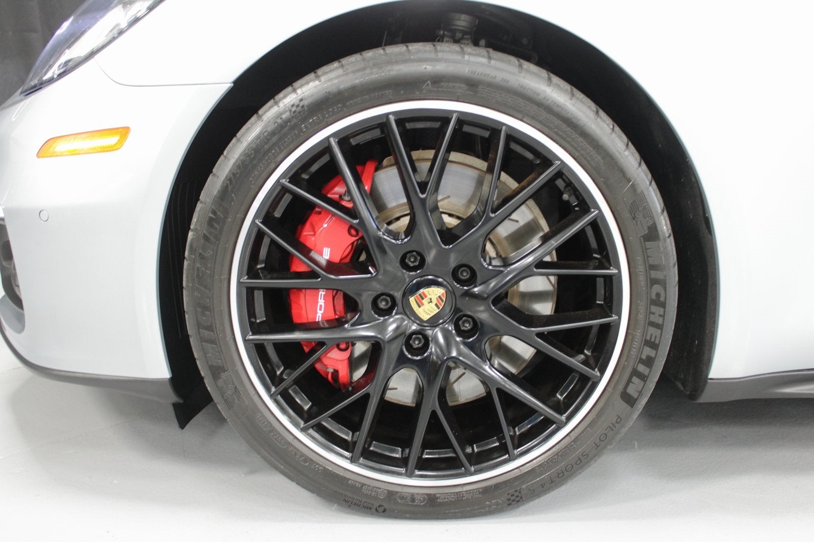 2022 Porsche Panamera 4S