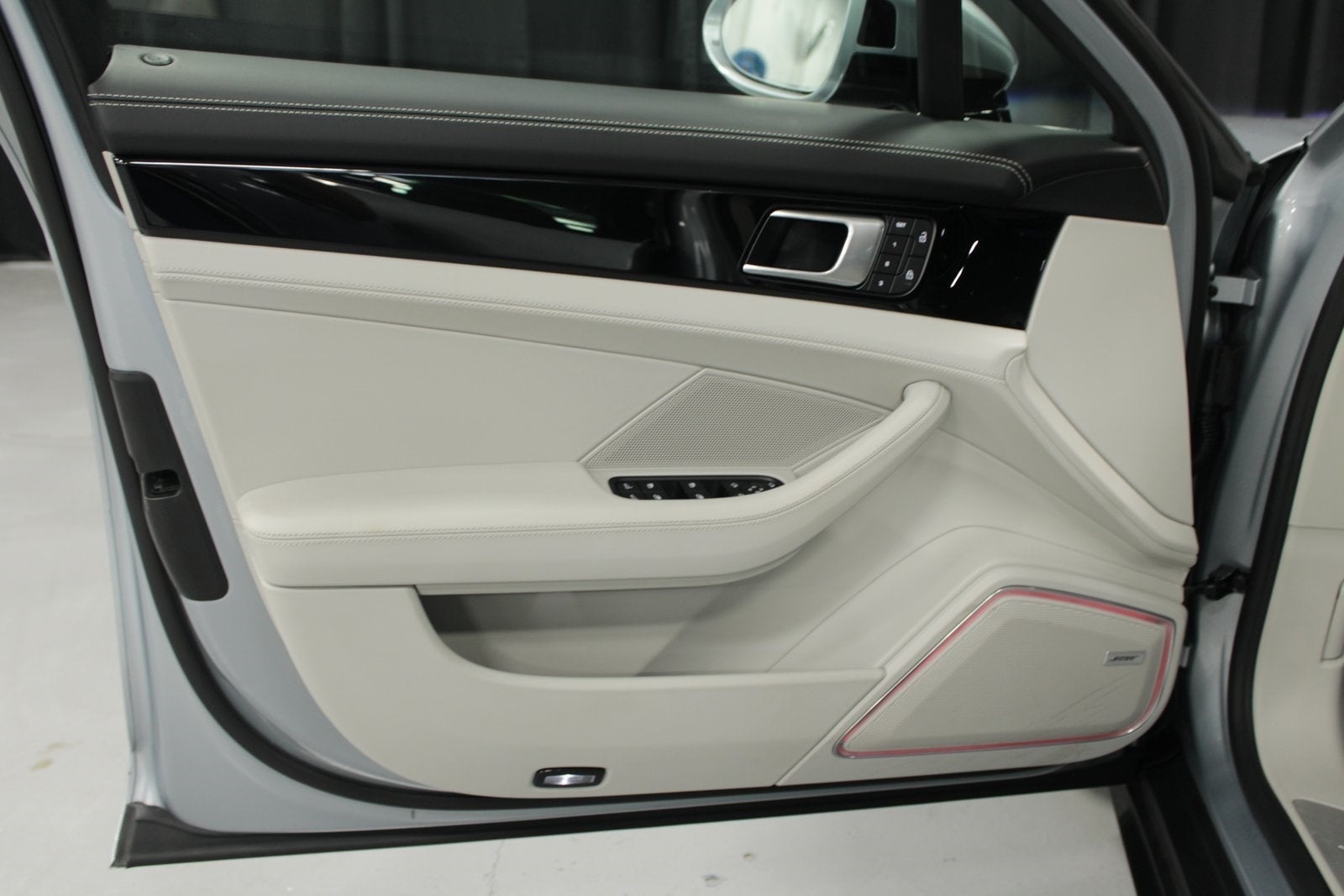 2022 Porsche Panamera 4S