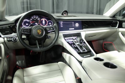 2022 Porsche Panamera 4S