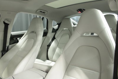 2022 Porsche Panamera 4S