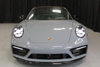 2024 Porsche 911 Carrera 4 GTS