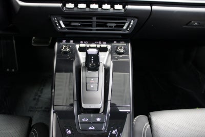 2024 Porsche 911 Carrera 4 GTS