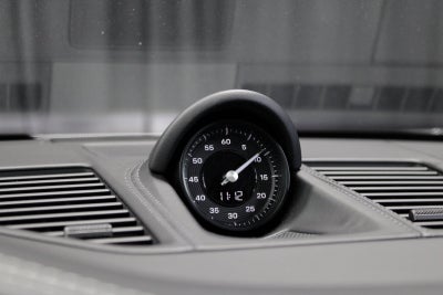 2024 Porsche 911 Carrera 4 GTS