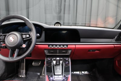 2026 Porsche 911 Carrera 4 GTS