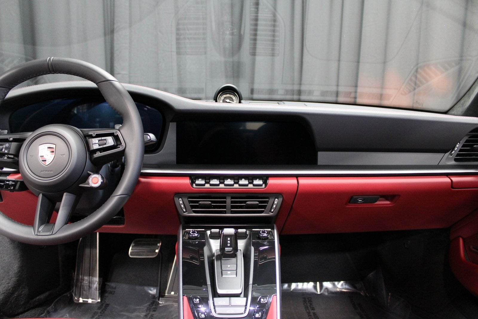 2026 Porsche 911 Carrera 4 GTS