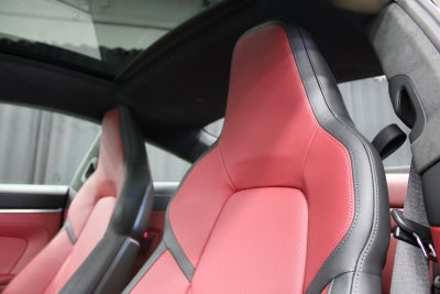 2026 Porsche 911 Carrera 4 GTS