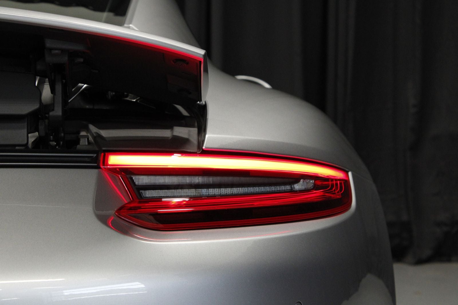 2018 Porsche 911 Carrera GTS