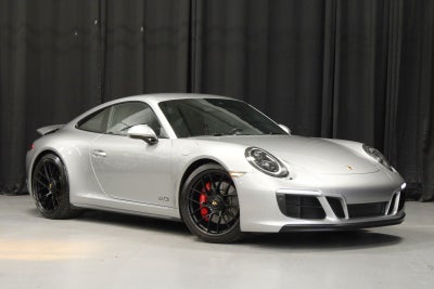 2018 Porsche 911 Carrera GTS