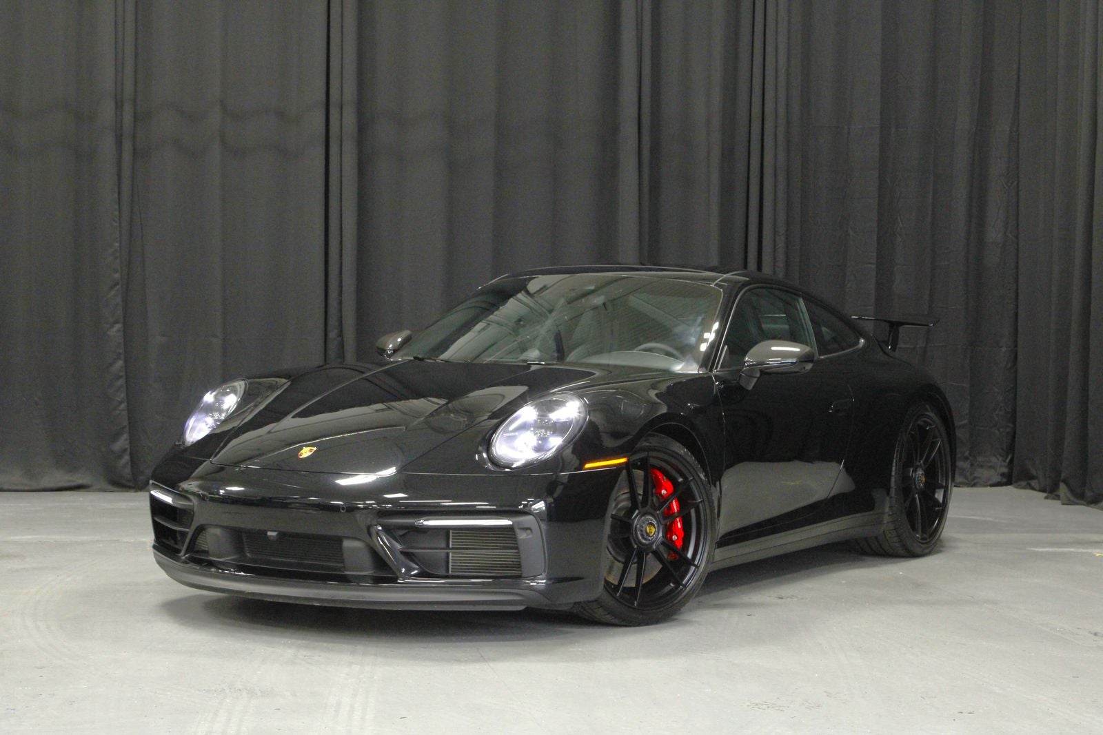 2024 Porsche 911 Carrera 4 GTS Coupe's photo