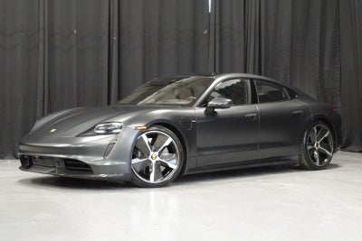 2022 Porsche Taycan Taycan Turbo S