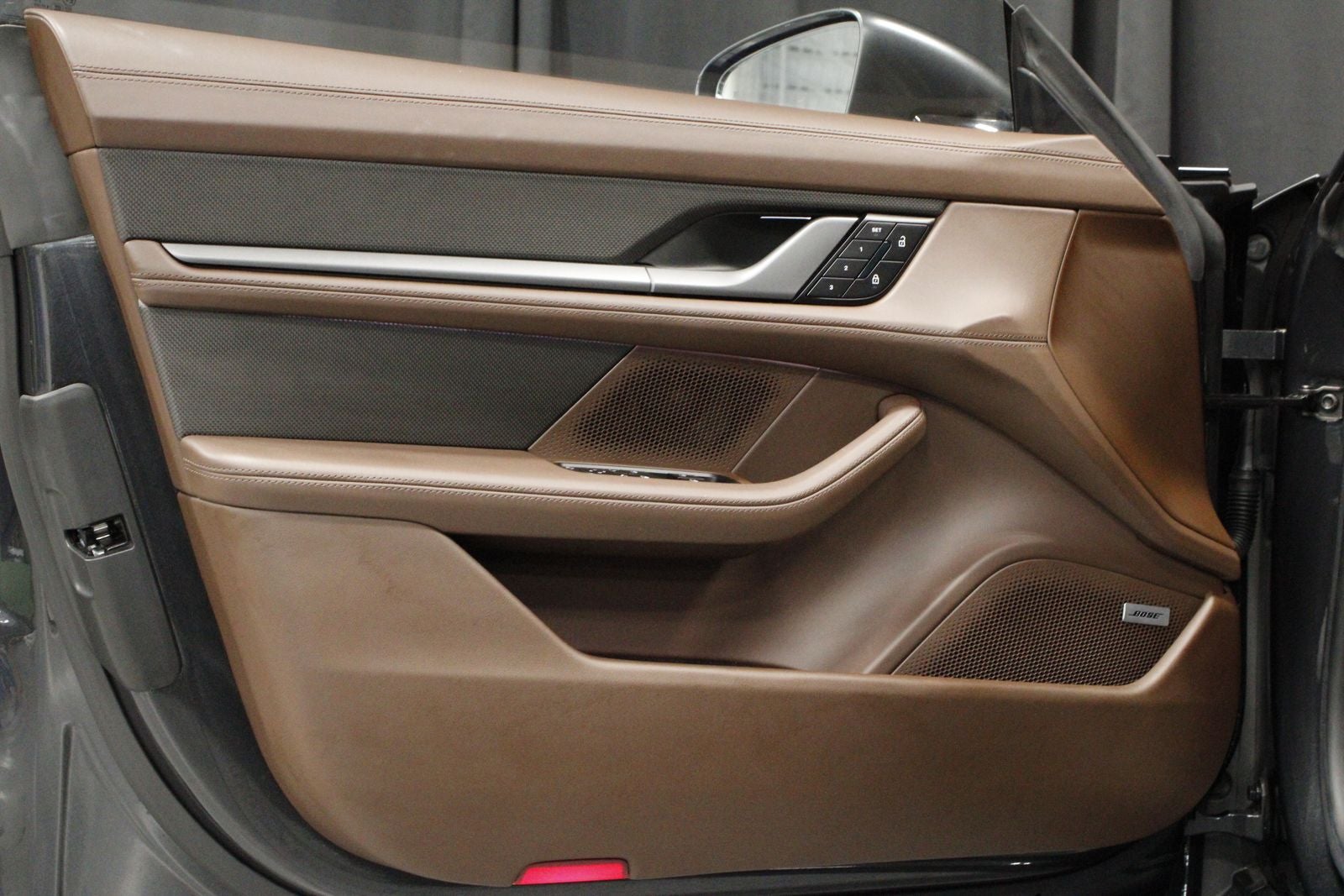 2022 Porsche Taycan Taycan Turbo S