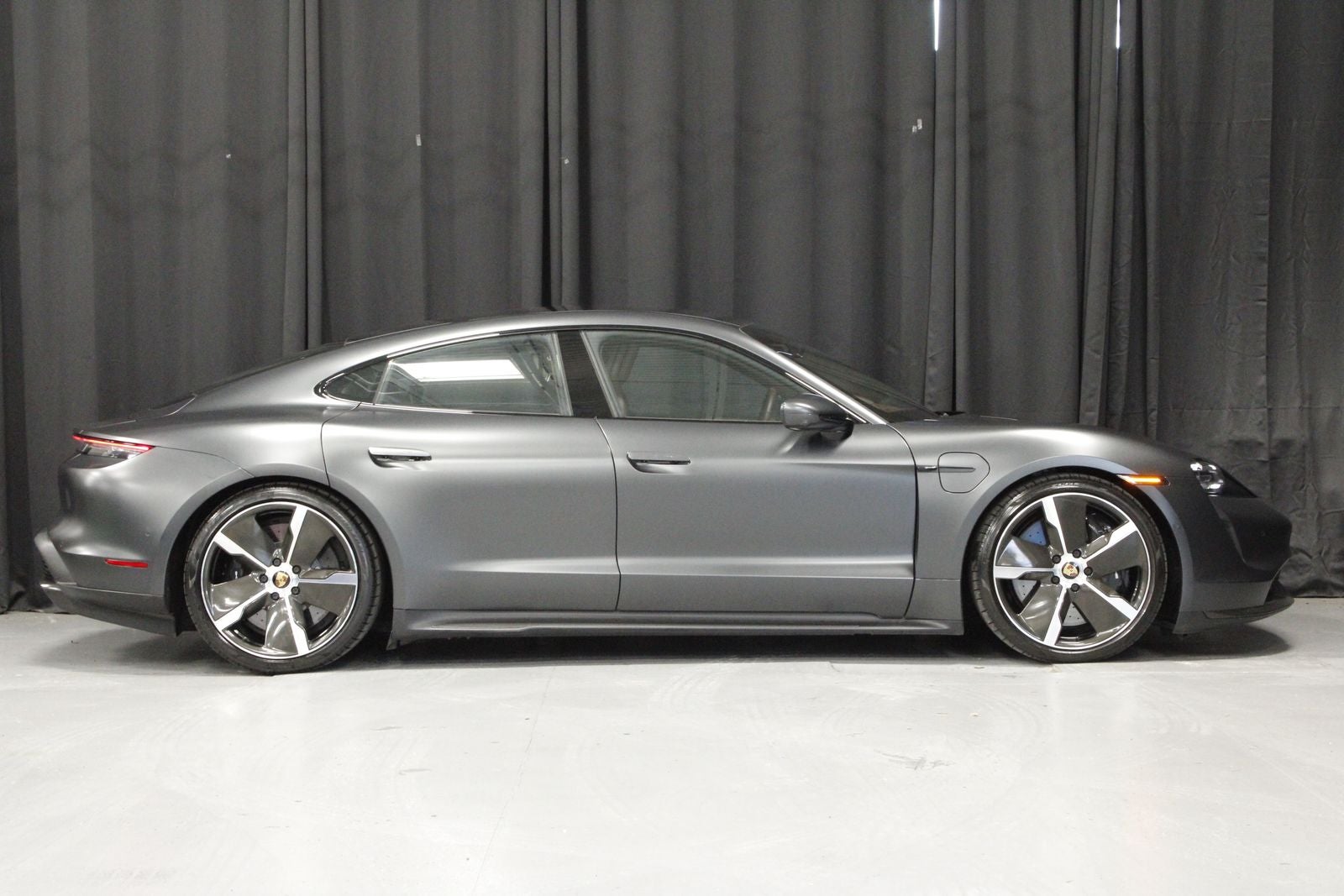 2022 Porsche Taycan Taycan Turbo S