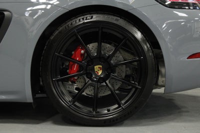 2025 Porsche 718 Cayman GTS 4.0