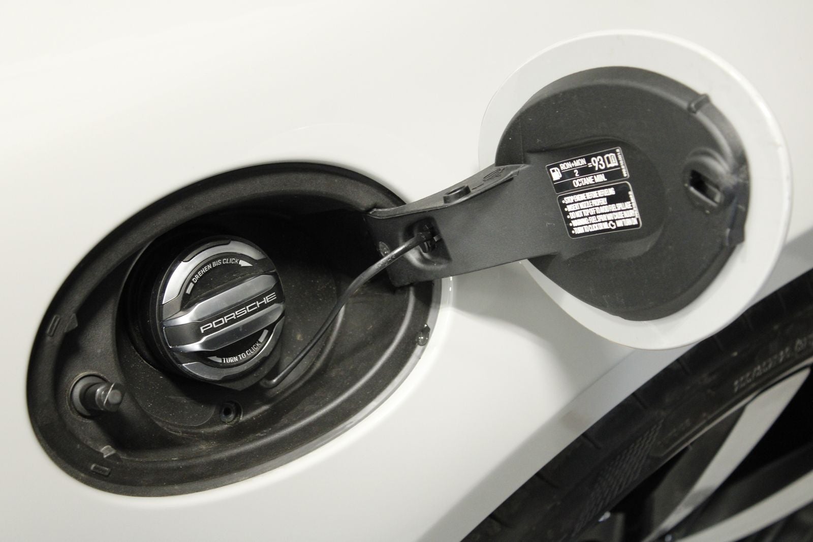 2025 Porsche 911 Turbo S