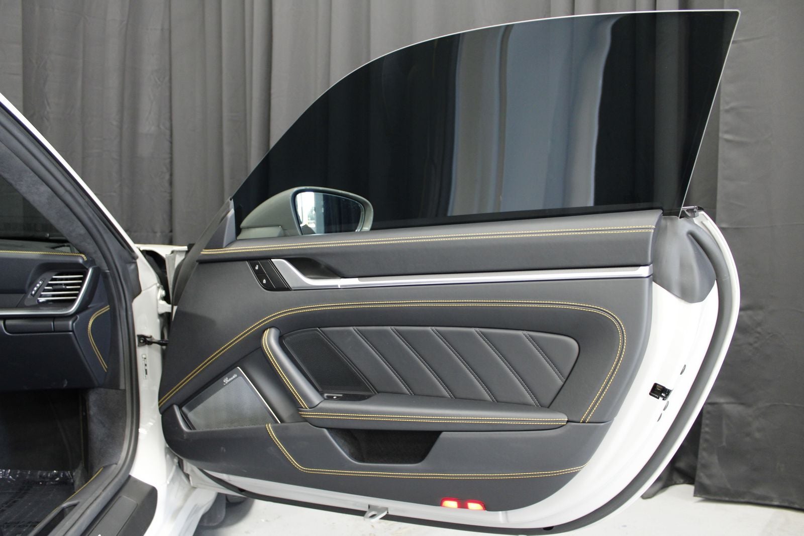 2025 Porsche 911 Turbo S