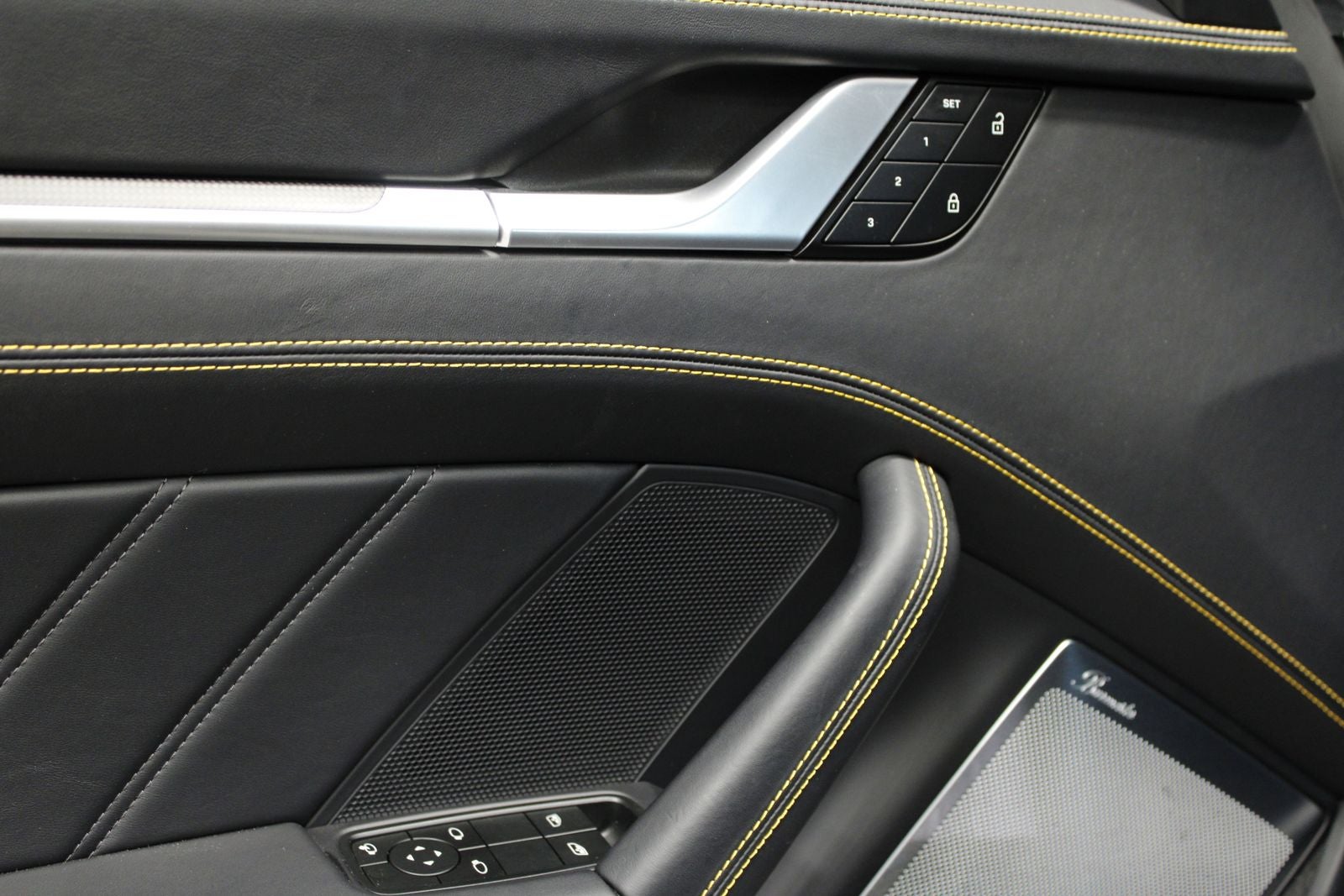 2025 Porsche 911 Turbo S