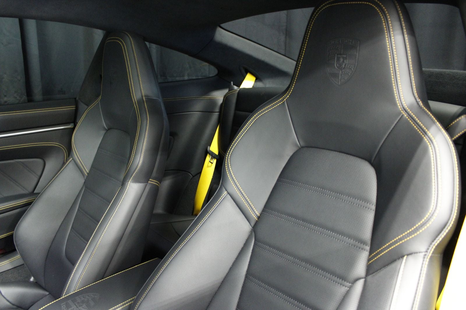 2025 Porsche 911 Turbo S