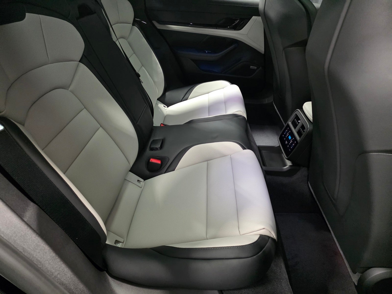 2026 Porsche Taycan GTS