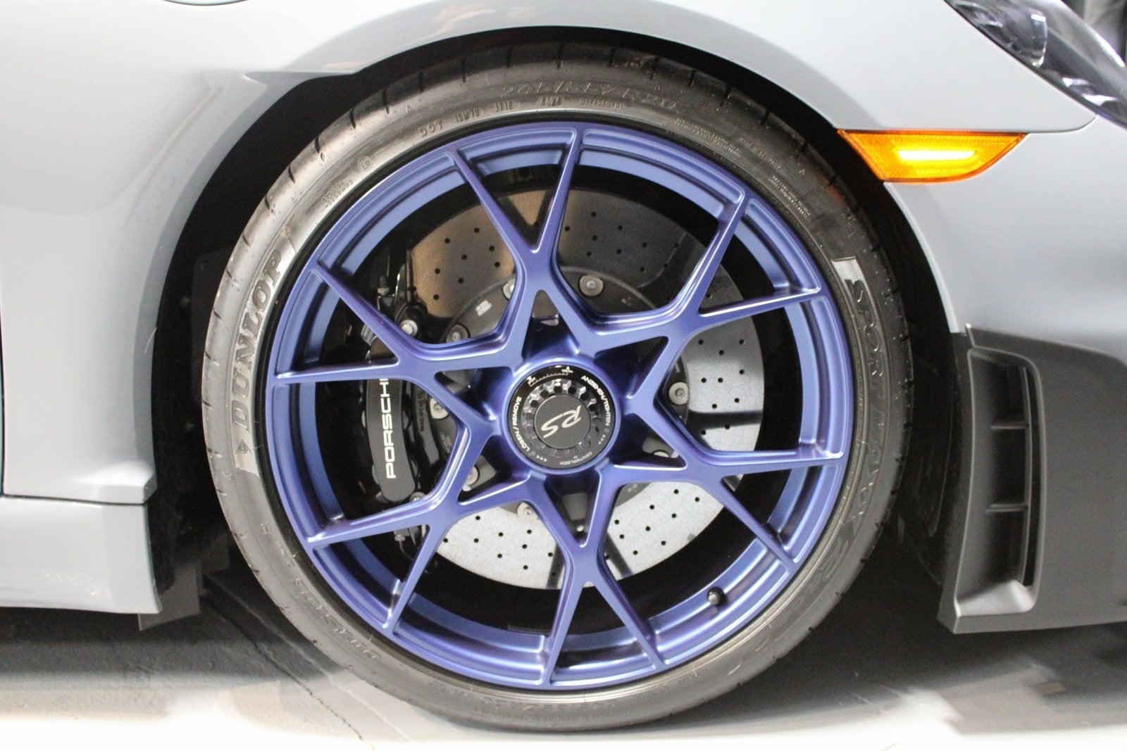 2025 Porsche 718 Cayman GT4 RS