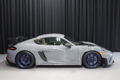 2025 Porsche 718 Cayman GT4 RS