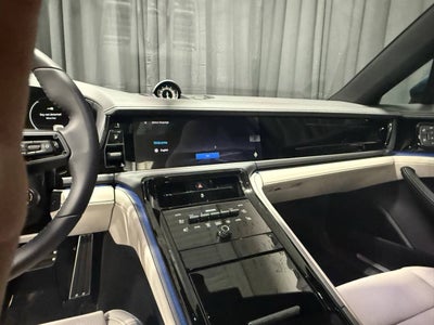 2026 Porsche Panamera E-Hybrid 4