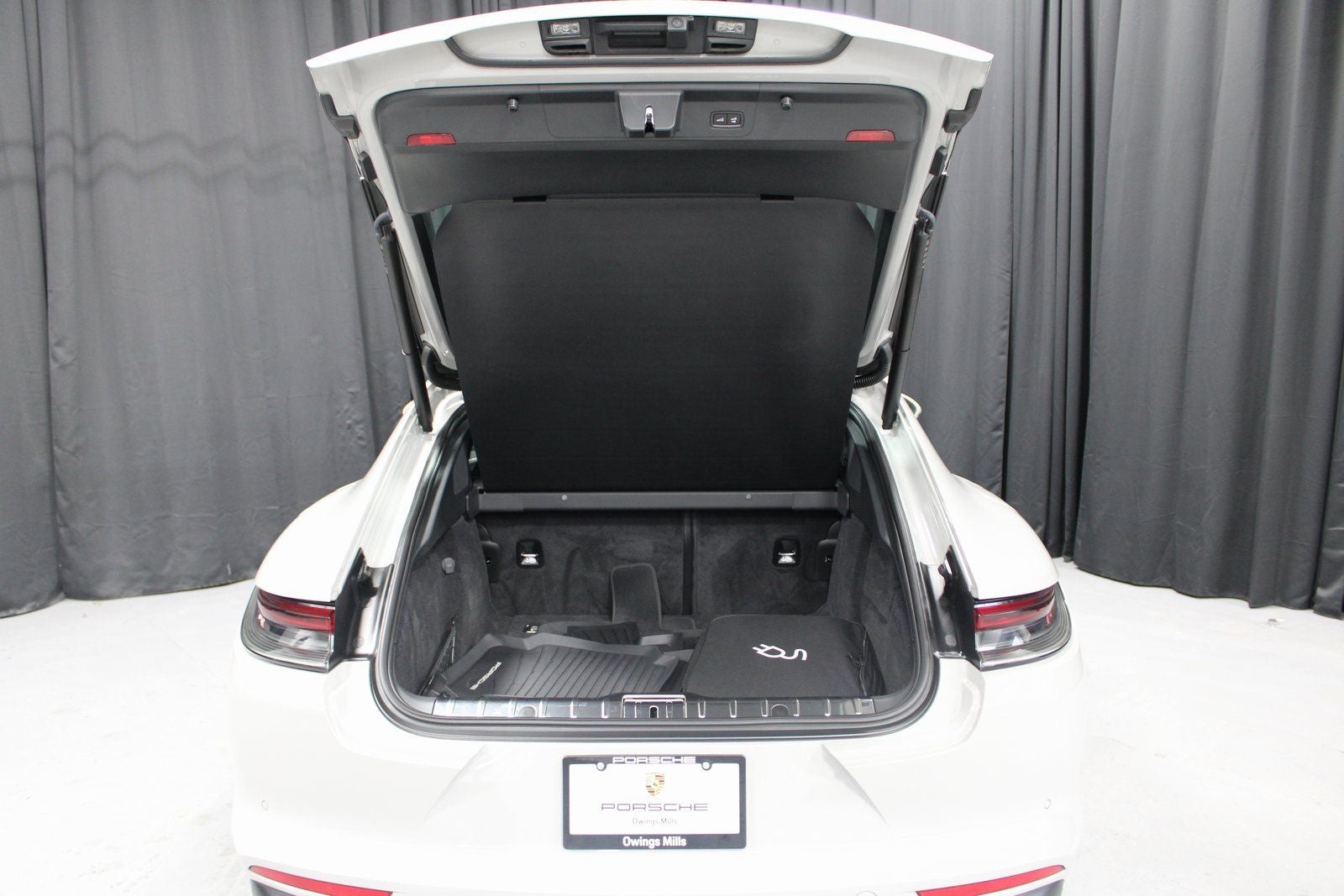 2023 Porsche Panamera E-Hybrid 4S