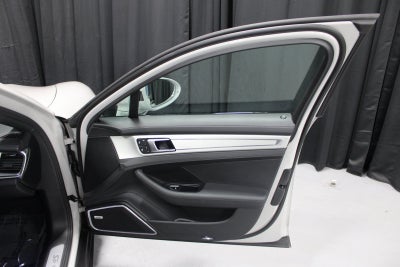 2023 Porsche Panamera E-Hybrid 4S